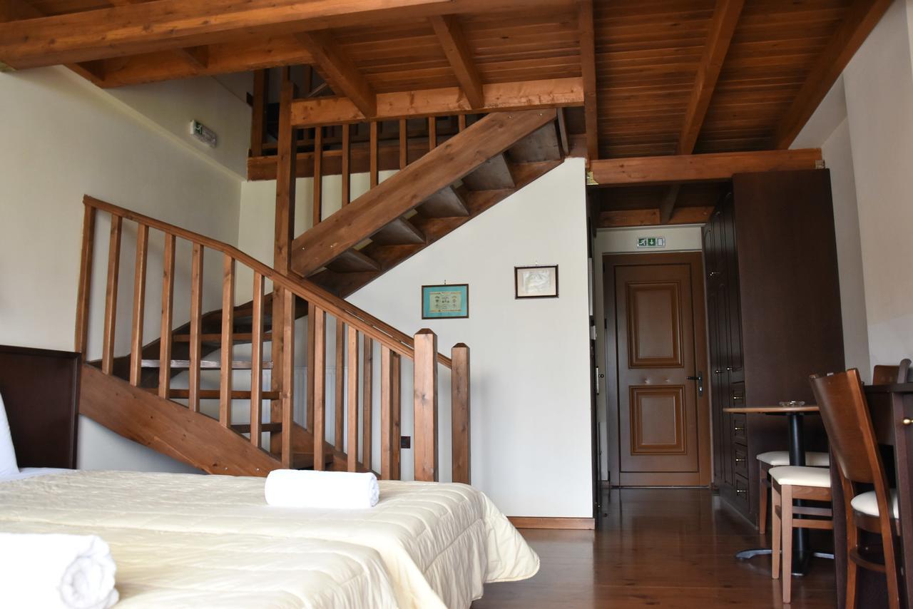 Olvios Hotel Gkoura Exteriér fotografie